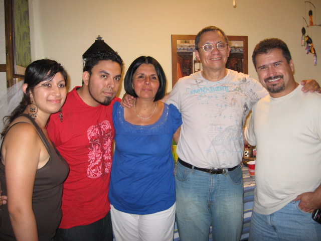 617x456 pixels (104K)